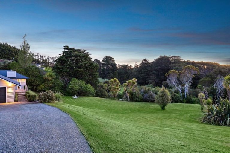 Photo of property in 16 Mahurangi East Road, Snells Beach, Warkworth, 0982