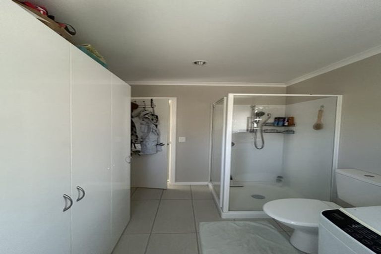 Photo of property in 33 Aparima Avenue, Miramar, Wellington, 6022