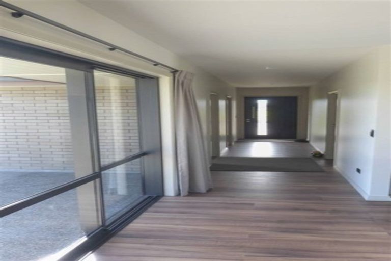 Photo of property in 66 Wilcox Road, Seaward Bush, Invercargill, 9871