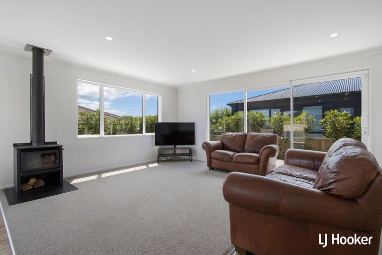Photo of property in 18 Moet Crescent, Waihi Beach, 3611