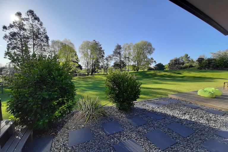 Photo of property in 64 Dalmore Way, Acacia Bay, Taupo, 3385