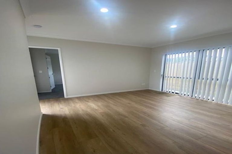 Photo of property in 26 Tinaku Road, Flat Bush, Auckland, 2019