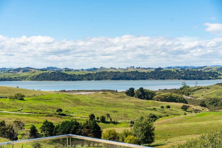 Photo of property in 63 Otara Road, Kaiwaka, 0573
