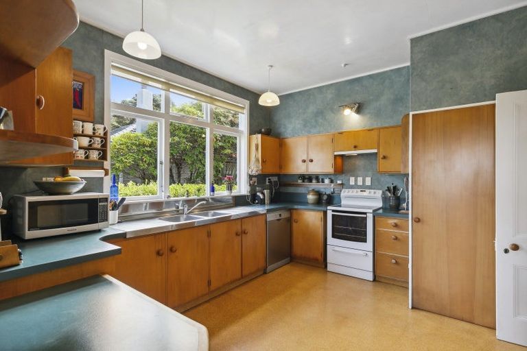 Photo of property in 21 Clark Street, Khandallah, Wellington, 6035