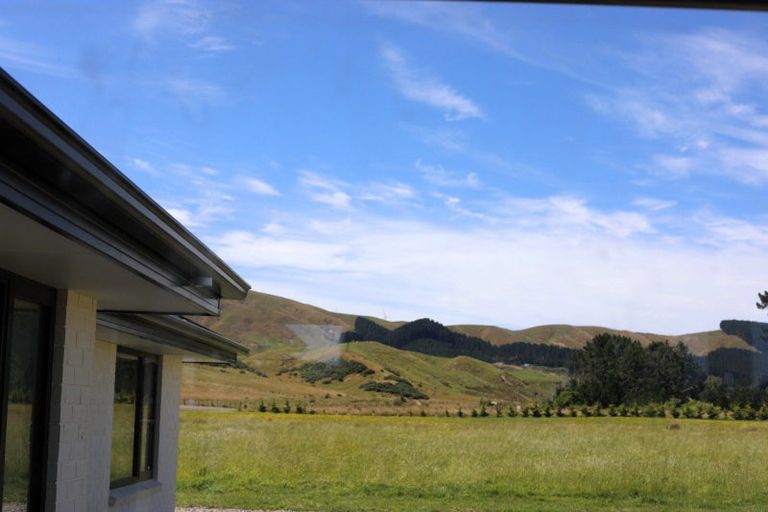 Photo of property in 270 Valley Views, Fitzherbert, Palmerston North, 4472