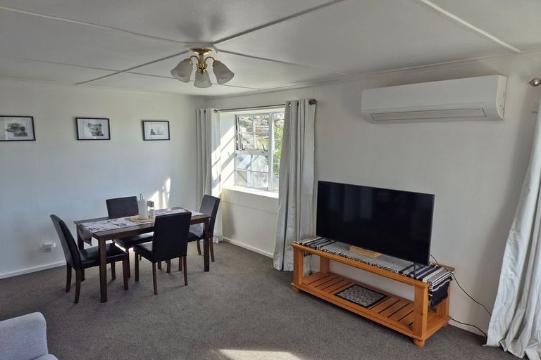 Photo of property in 16 Milford Avenue, Calton Hill, Dunedin, 9012