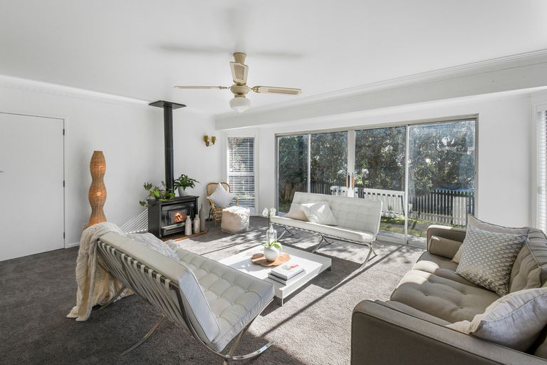 Photo of property in 31 Butterworth Avenue, Opaheke, Papakura, 2113