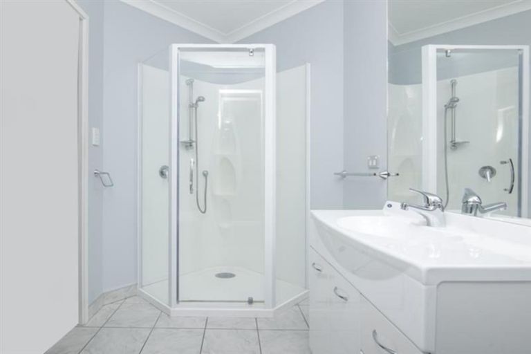 Photo of property in 1 Tui Drive, Picton, 7220