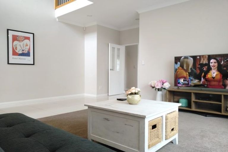 Photo of property in 11 Ballindrait Drive, Flat Bush, Auckland, 2019