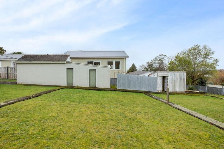 Photo of property in 7 Allan Street, Dannevirke, 4930