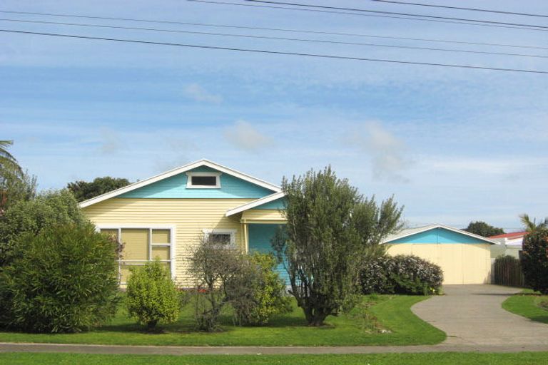 Photo of property in 5 Harris Street, Waitara, 4320