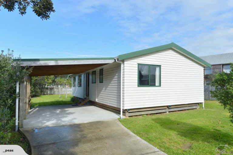 Photo of property in 5 Taotahi Walk, Ruakaka, 0116