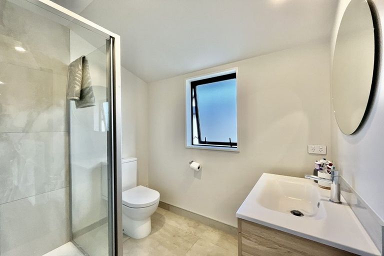 Photo of property in 1/52 Hills Road, Edgeware, Christchurch, 8013