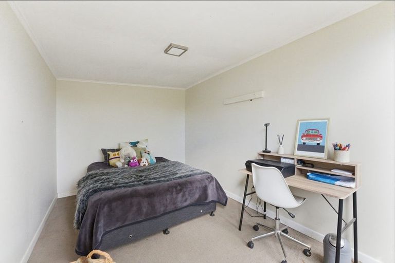 Photo of property in 16 Maranui Street, Welbourn, New Plymouth, 4310