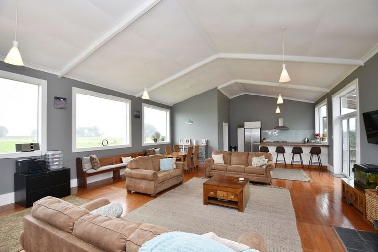 Photo of property in 916 Riverton Otautau Road, Gummies Bush, Riverton, 9883