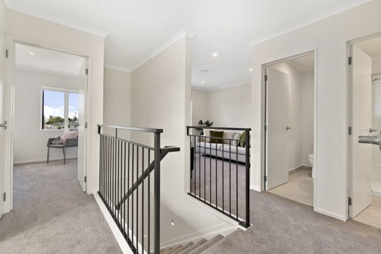 Photo of property in 18 Orford Lane, Takanini, 2112