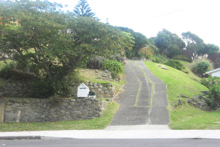 Photo of property in 11 Mutu Road, Paekakariki, 5034