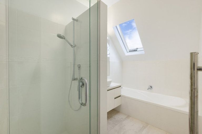 Photo of property in 2/28 The Mall, Mount Maunganui, 3116