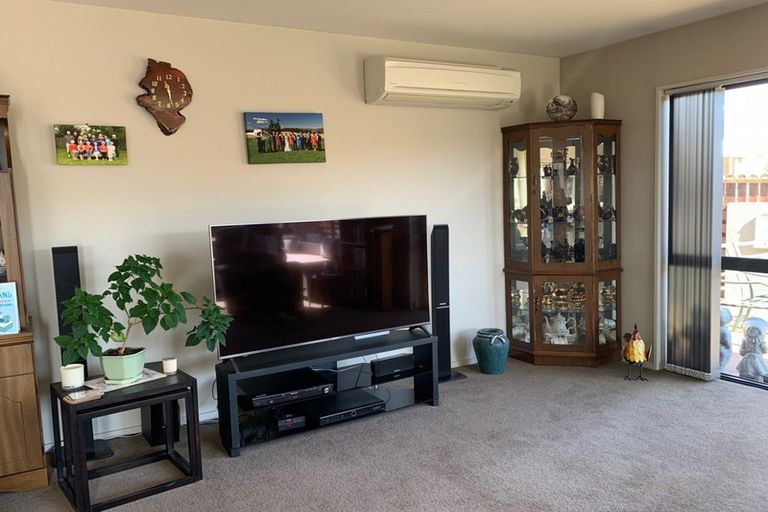 Photo of property in 112 Neplusultra Street, Cromwell, 9310