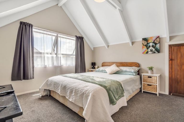 Photo of property in 97 Bryant Road, St Andrews, Hamilton, 3200