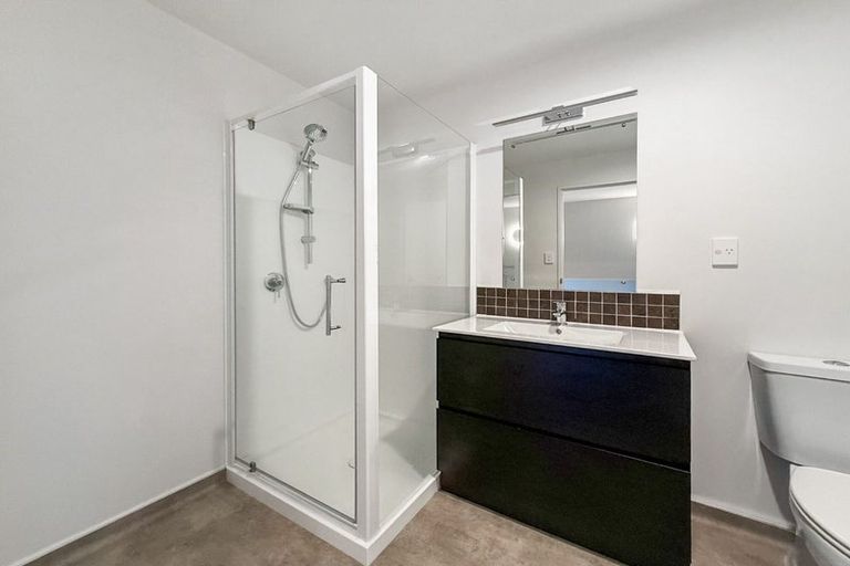 Photo of property in 9/1 Gracechurch Drive, Flat Bush, Auckland, 2016