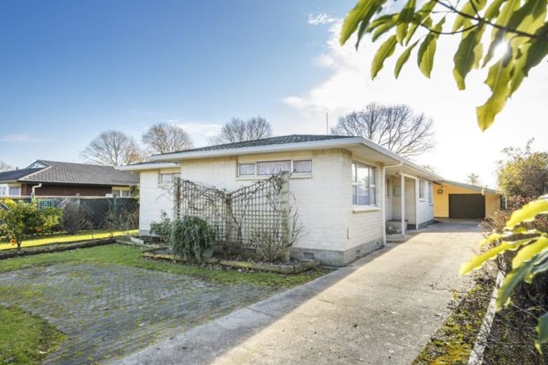 Photo of property in 46 John F Kennedy Drive, Milson, Palmerston North, 4414