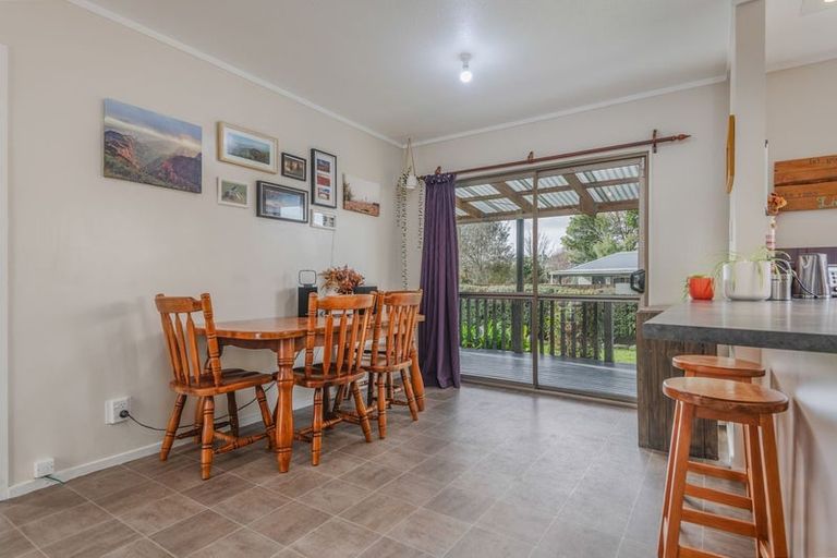 Photo of property in 31 Rosedale Crescent, Cloverlea, Palmerston North, 4412