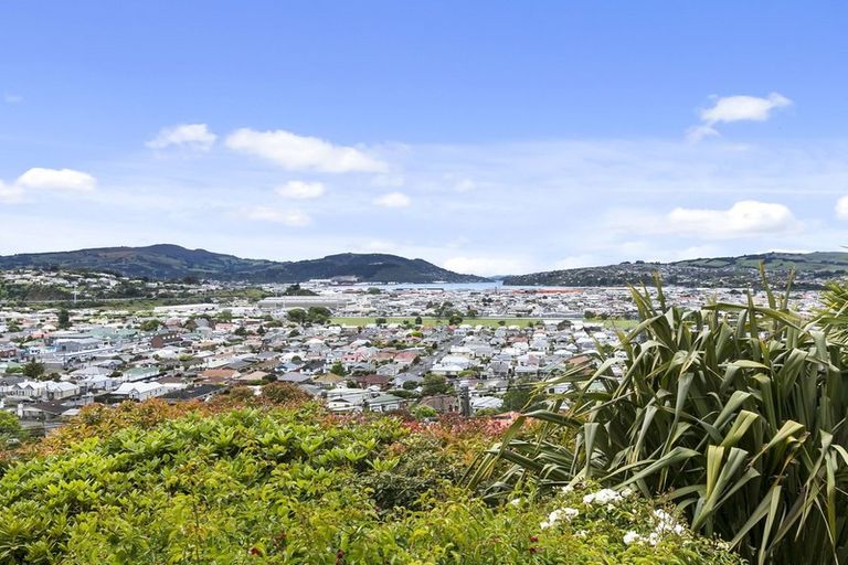 Photo of property in 60 Easther Crescent, Kew, Dunedin, 9012