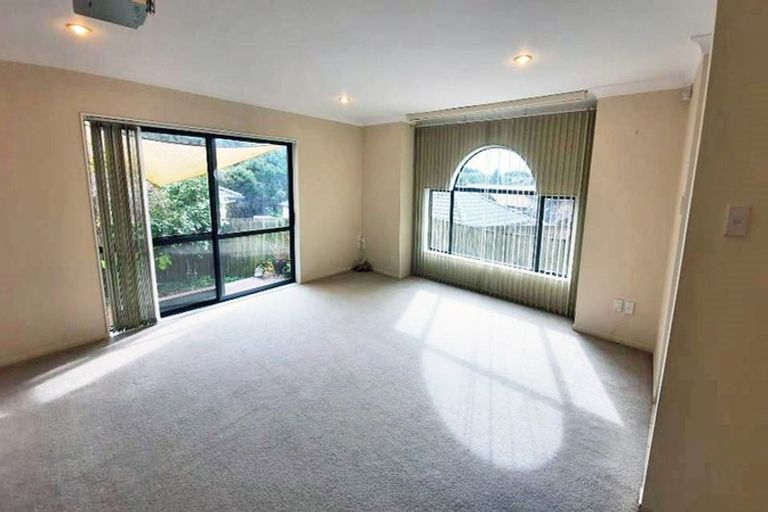 Photo of property in 19 Carnelian Court, Westgate, Auckland, 0614