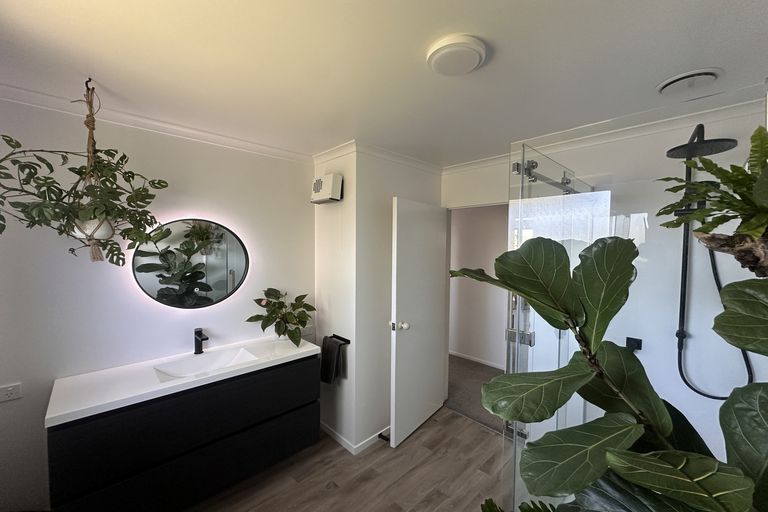 Photo of property in 104 Hagart-alexander Drive, Mosgiel, 9024