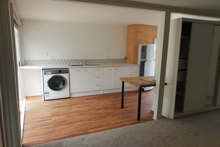 Photo of property in 1/508 East Coast Road, Windsor Park, Auckland, 0630