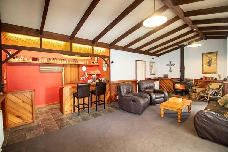 Photo of property in 49 Pukepapa Road, Marton, 4710