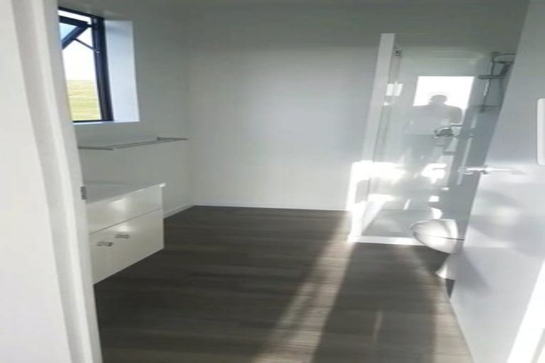 Photo of property in 8 Tua Tua Place, Baylys Beach, Dargaville, 0377