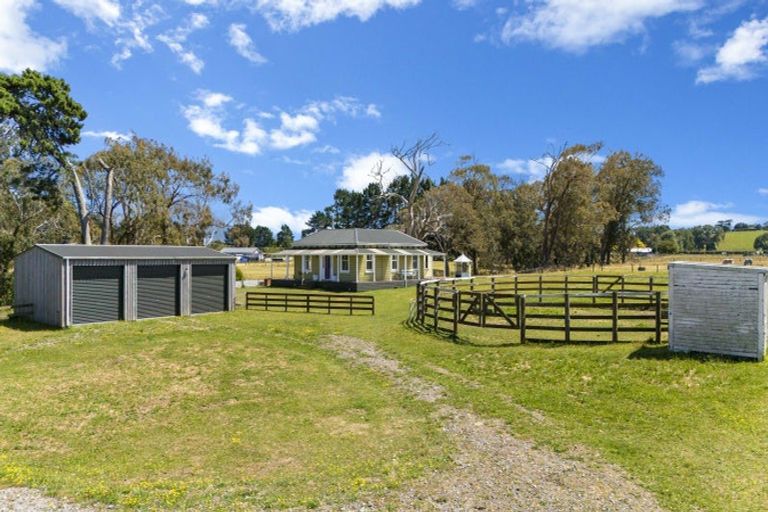 Photo of property in 53 Ladys Mile, Eltham, 4322