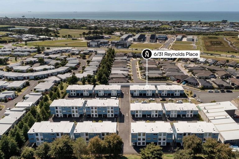 Photo of property in 31 Reynolds Place, Papamoa Beach, Papamoa, 3118