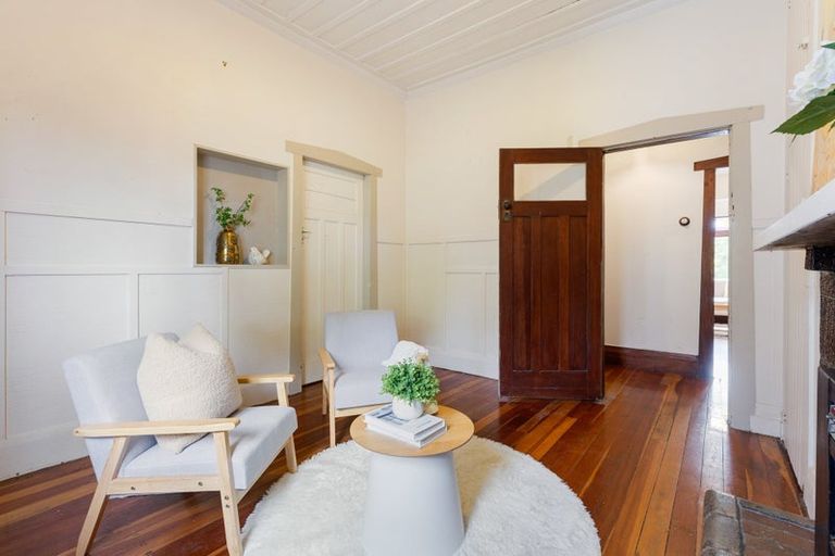 Photo of property in 8 Pembroke Lane, Hamilton Lake, Hamilton, 3204