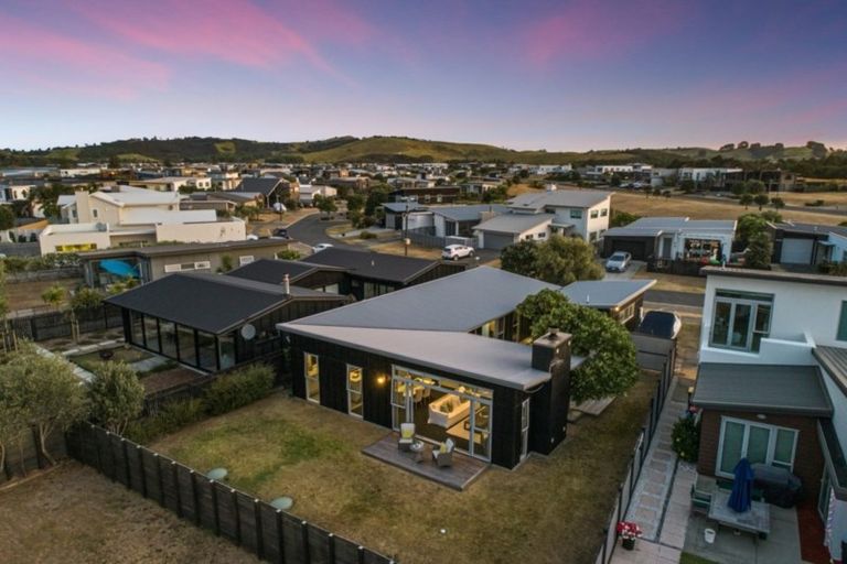 Photo of property in 11 Tuna Place, Omaha, 0986