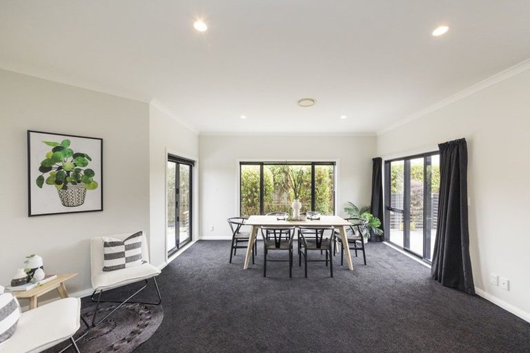 Photo of property in 6 Manhattan Court, Kelvin Grove, Palmerston North, 4414