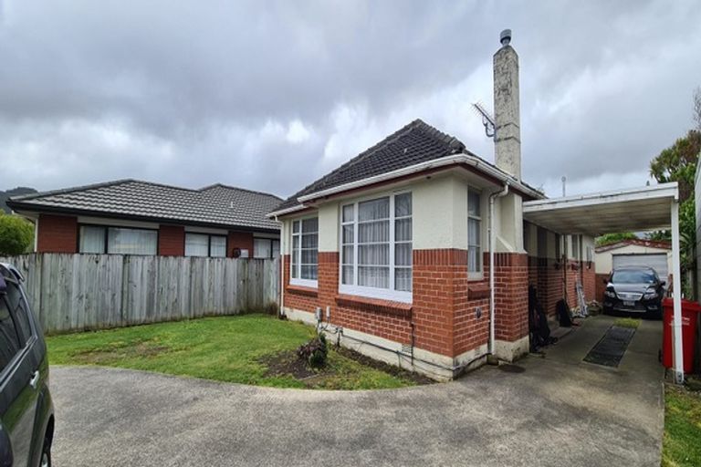 Photo of property in 28 Gibbons Street, Upper Hutt Central, Upper Hutt, 5018