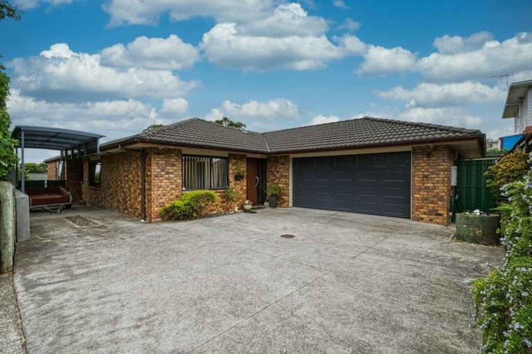 Photo of property in 250a Te Atatu Road, Te Atatu South, Auckland, 0610