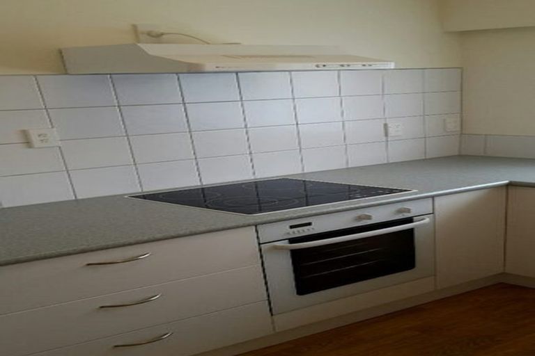 Photo of property in 44 Saint Ronans Avenue, Waterloo, Lower Hutt, 5011