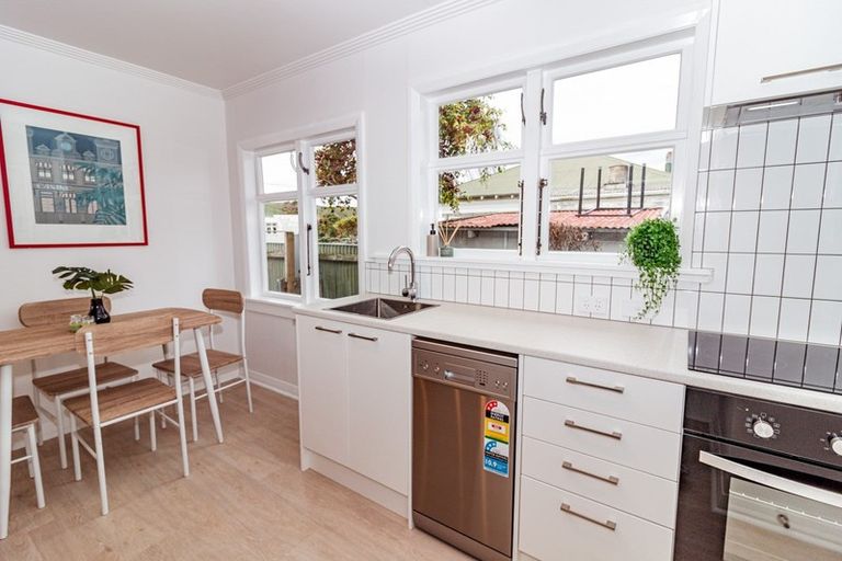 Photo of property in 6 Salisbury Avenue, Whanganui East, Whanganui, 4500