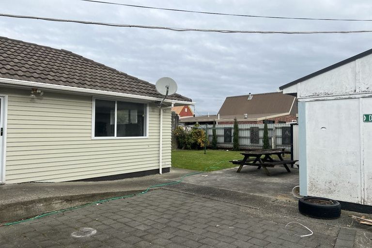 Photo of property in 10 Norfolk Street, Levin, 5510