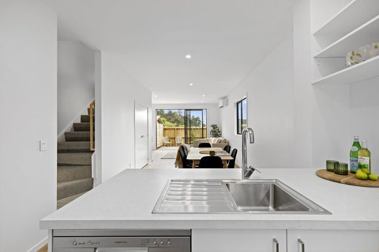 Photo of property in 7/33 Raukawa Street, Stokes Valley, Lower Hutt, 5019