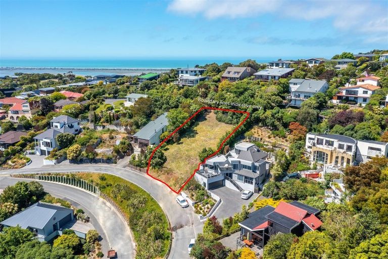 Photo of property in 97 Cannon Hill Crescent, Mount Pleasant, Christchurch, 8081