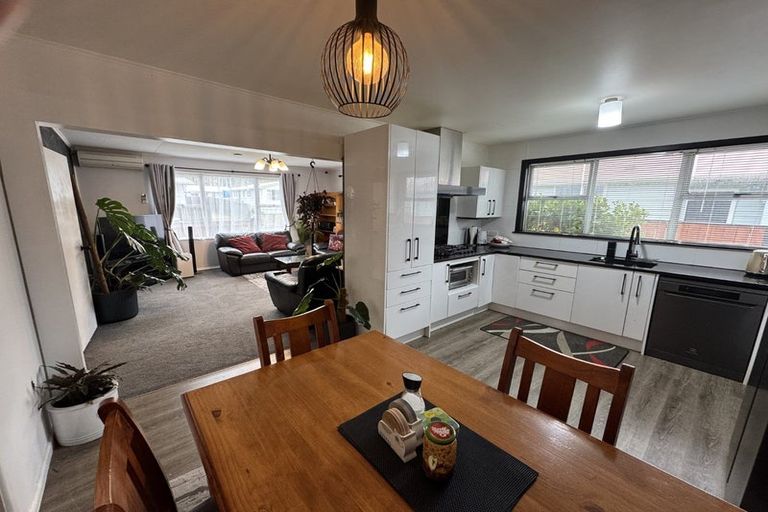 Photo of property in 28 Hamstead Street, Wainuiomata, Lower Hutt, 5014