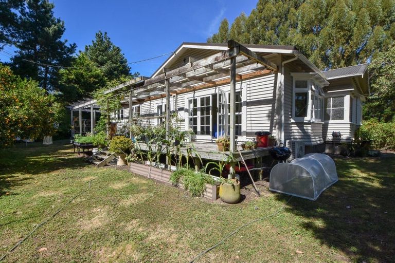 Photo of property in 45 Moroa Road, Tauwharenikau, 5771