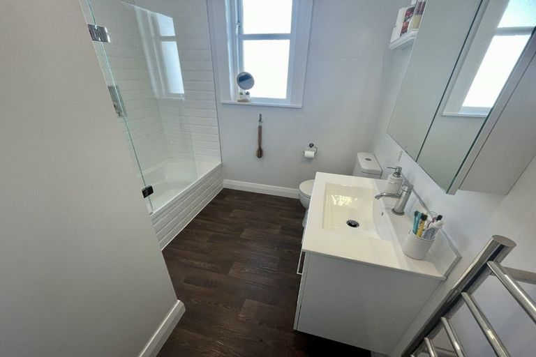 Photo of property in 379 Karori Road, Karori, Wellington, 6012