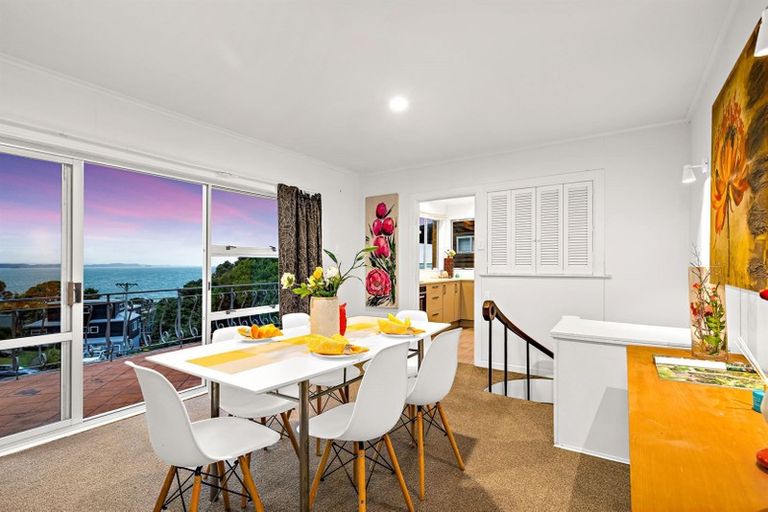 Photo of property in 70 Duncansby Road, Stanmore Bay, Whangaparaoa, 0932