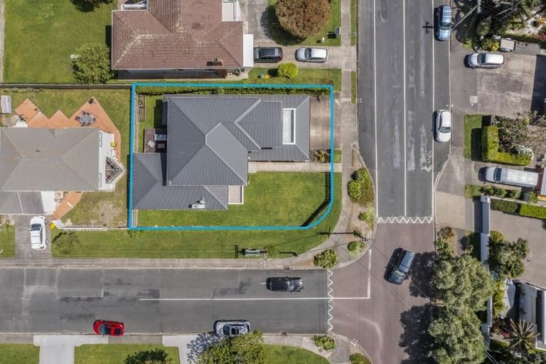 Photo of property in 65 Seacliffe Avenue, Belmont, Auckland, 0622